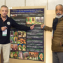 Gerardo López y colaboradores con su trabajo de investigación «Toxicidad y seguridad alimentaria del género Morchella» ganadores del premio a la mejor comunicación científica  del I Congreso Andaluz de Micología